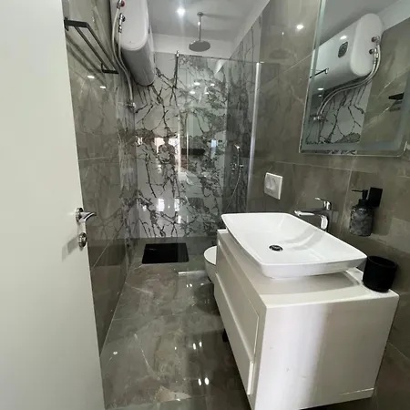 Artemis Apartmán *